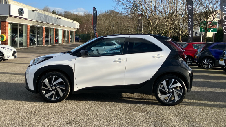 Toyota Aygo X 1.0 VVT-i Edge 5dr Petrol Hatchback